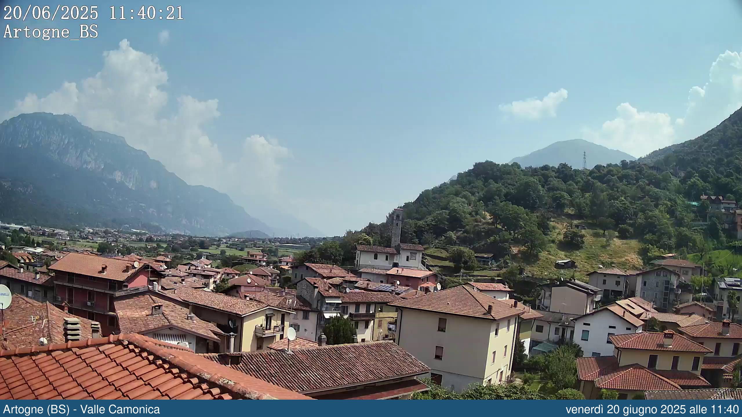 immagine della webcam nei dintorni di Prestine: webcam Artogne