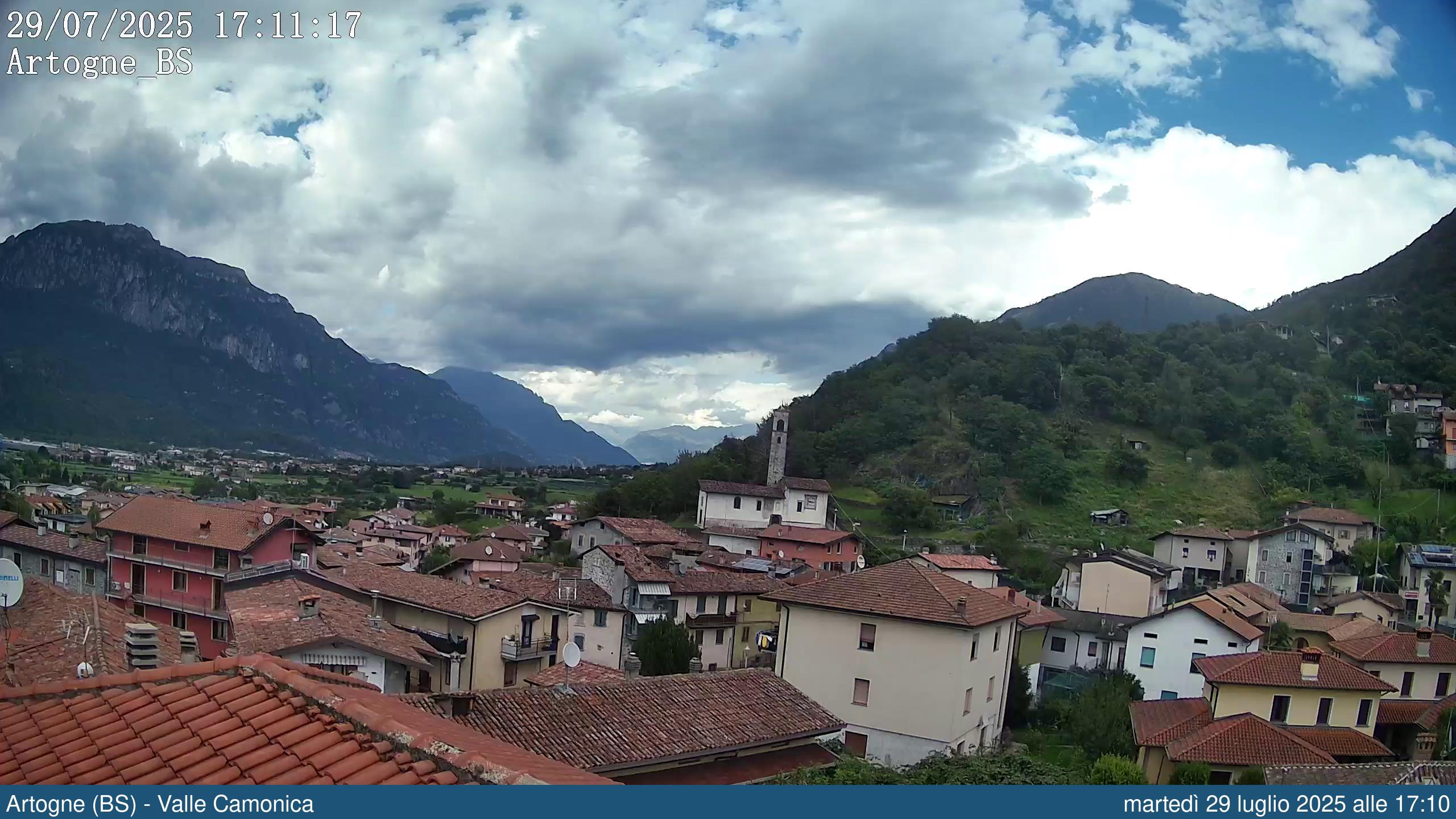 immagine della webcam nei dintorni di Monte Pora: webcam Artogne
