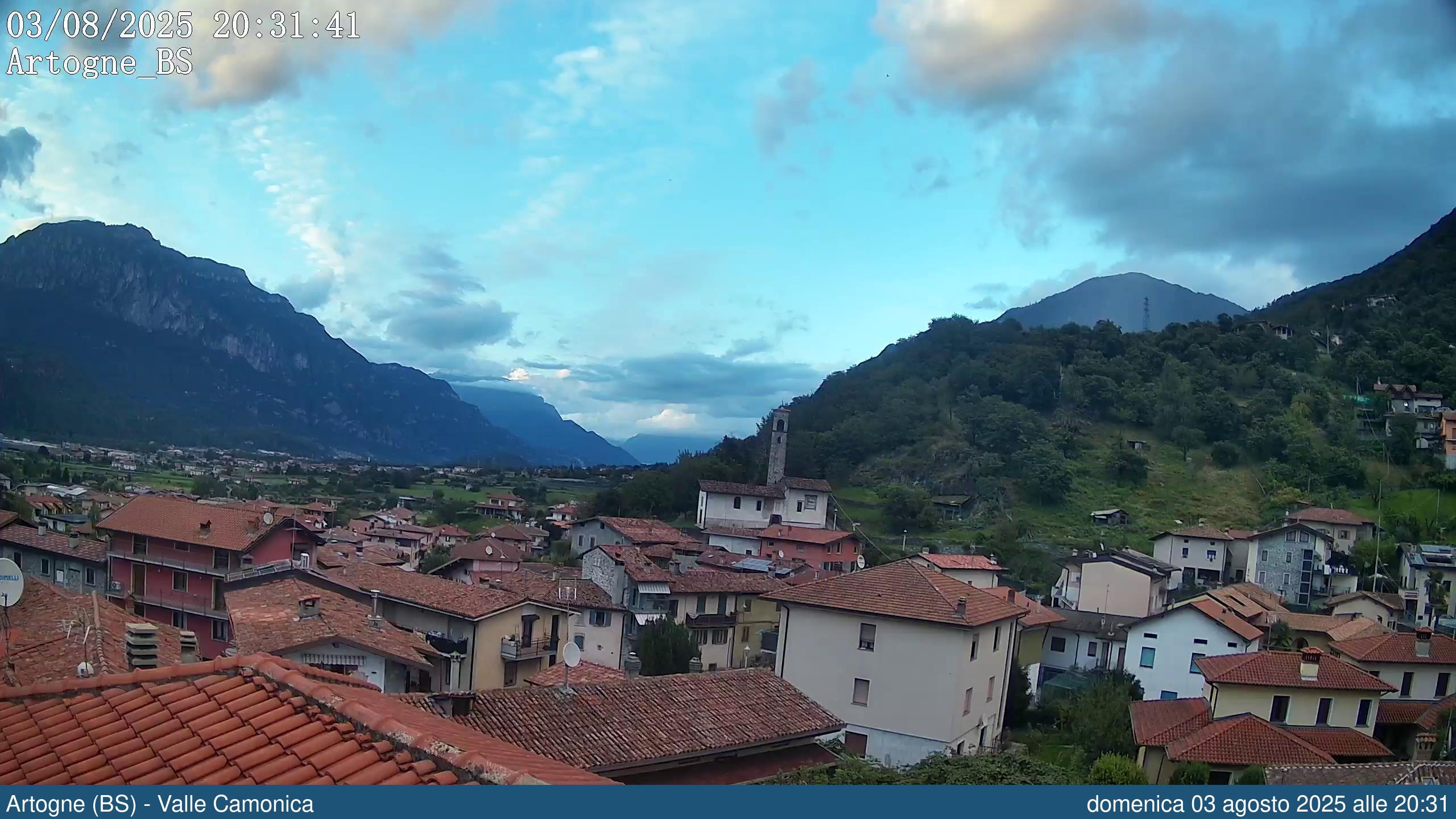 immagine della webcam nei dintorni di Costa Volpino: webcam Artogne