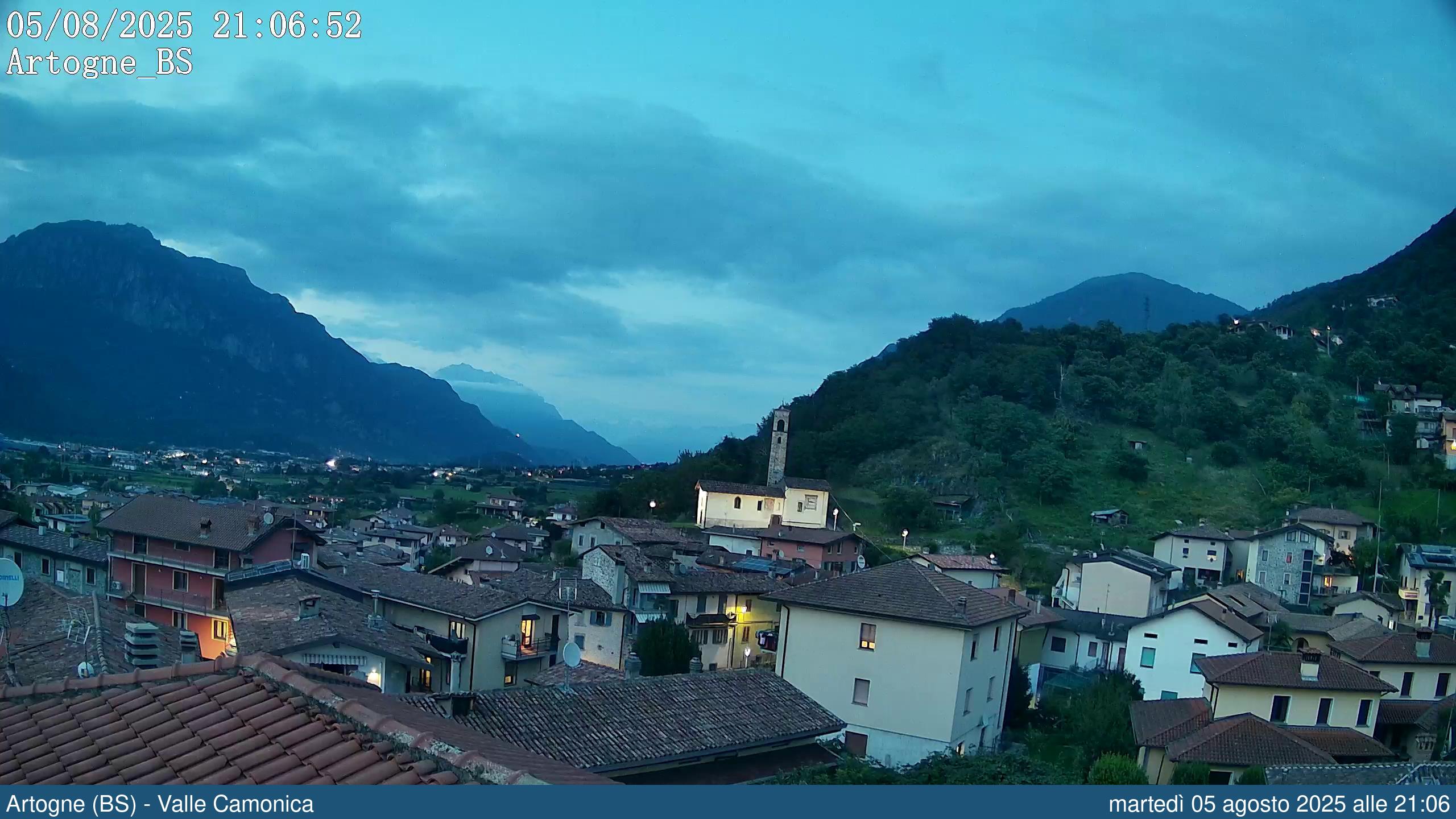 immagine della webcam nei dintorni di Costa Volpino: webcam Artogne