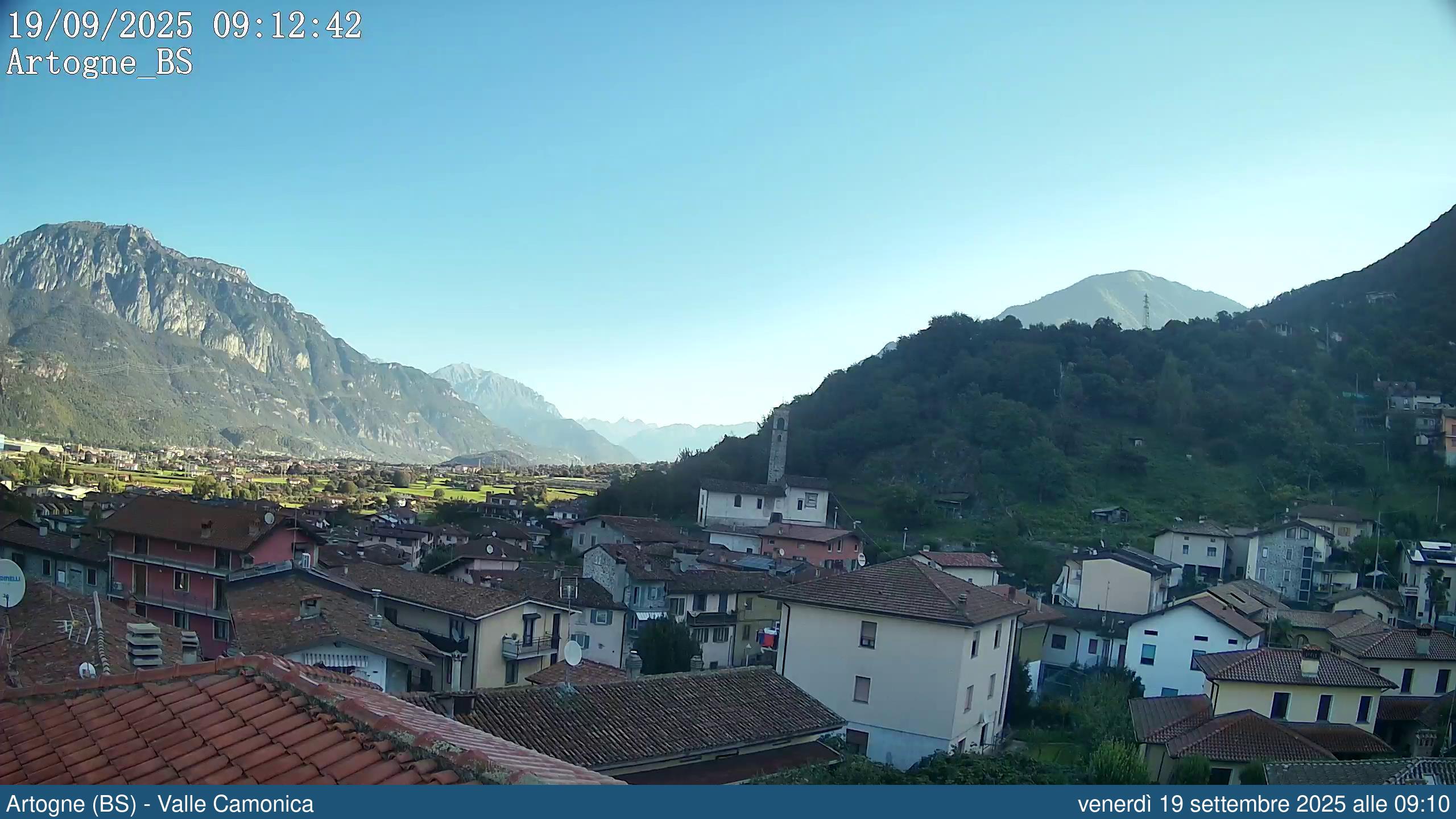 immagine della webcam nei dintorni di Prestine: webcam Artogne