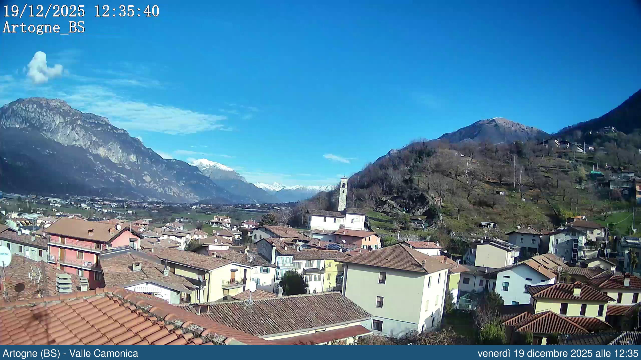 immagine della webcam nei dintorni di Lovere: webcam Artogne