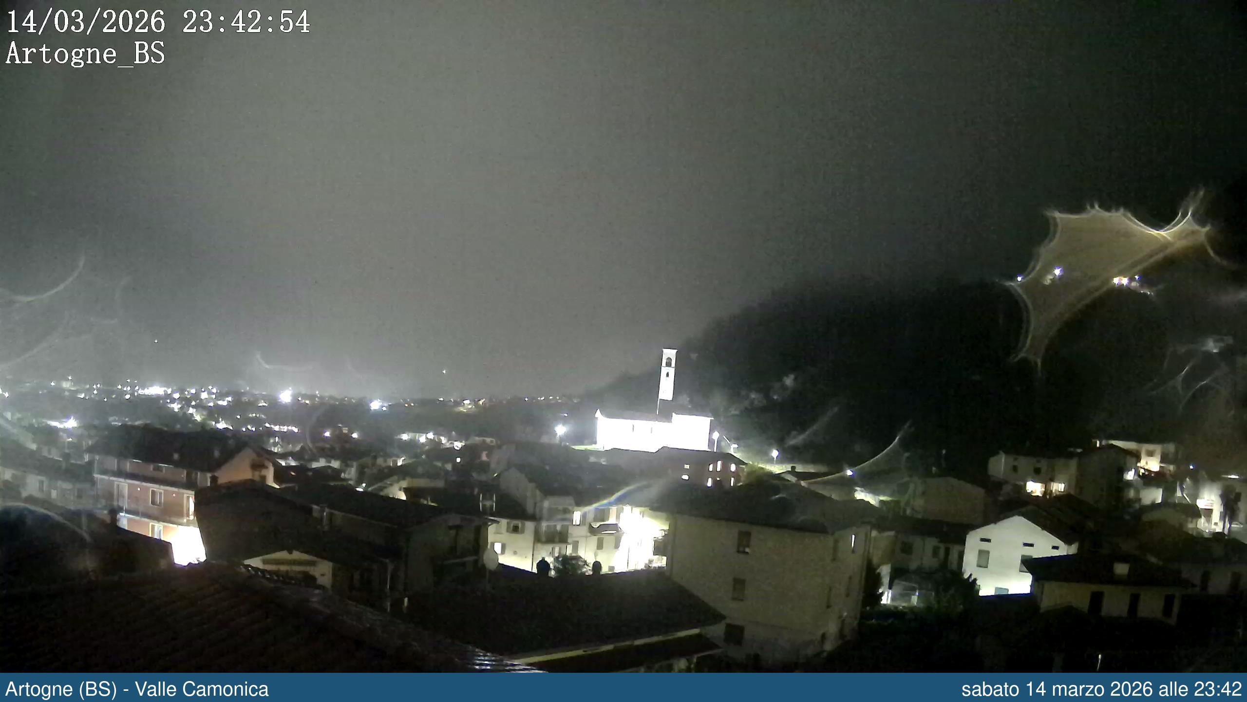 immagine della webcam nei dintorni di Costa Volpino: webcam Artogne