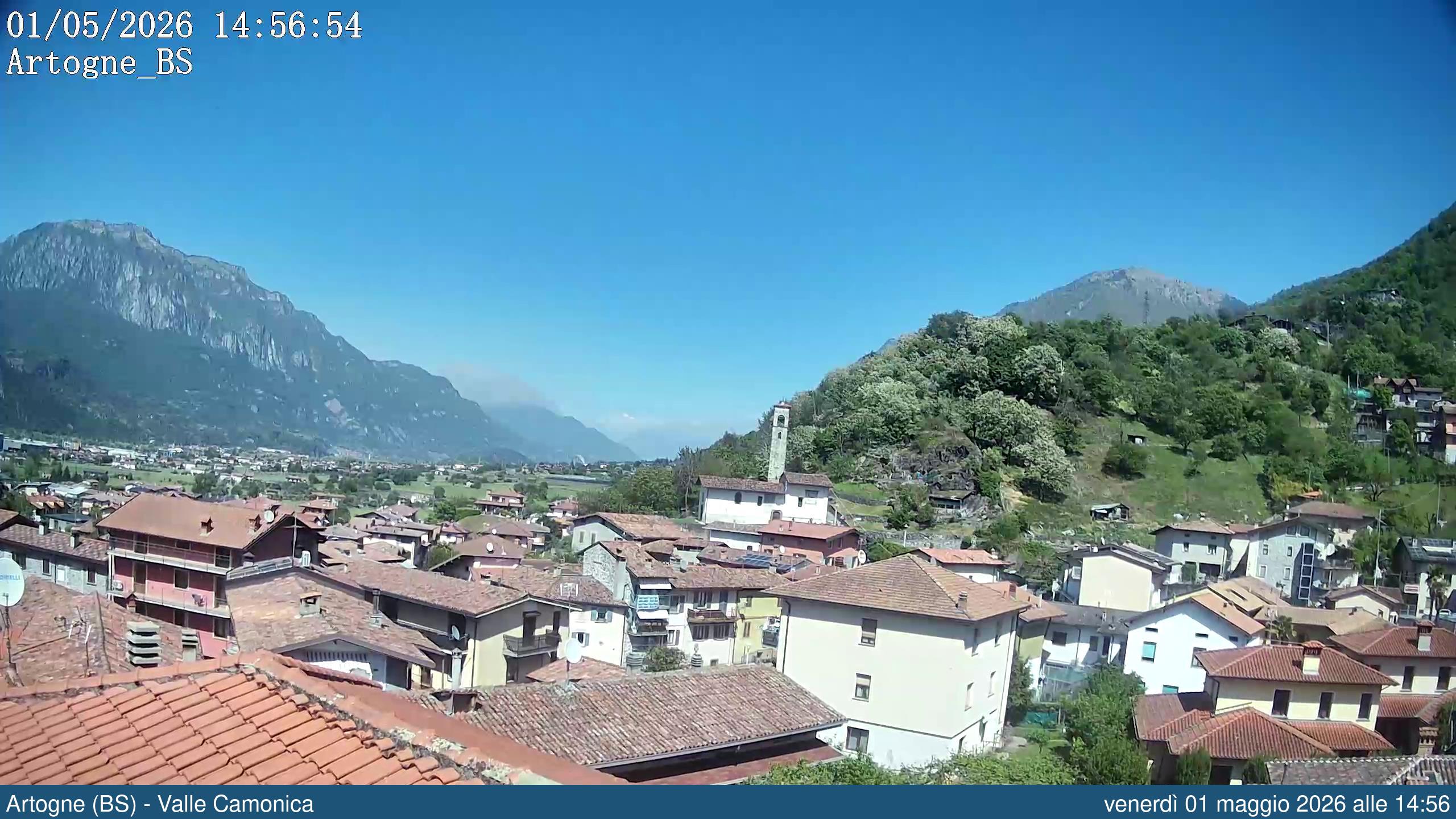 immagine della webcam nei dintorni di Prestine: webcam Artogne