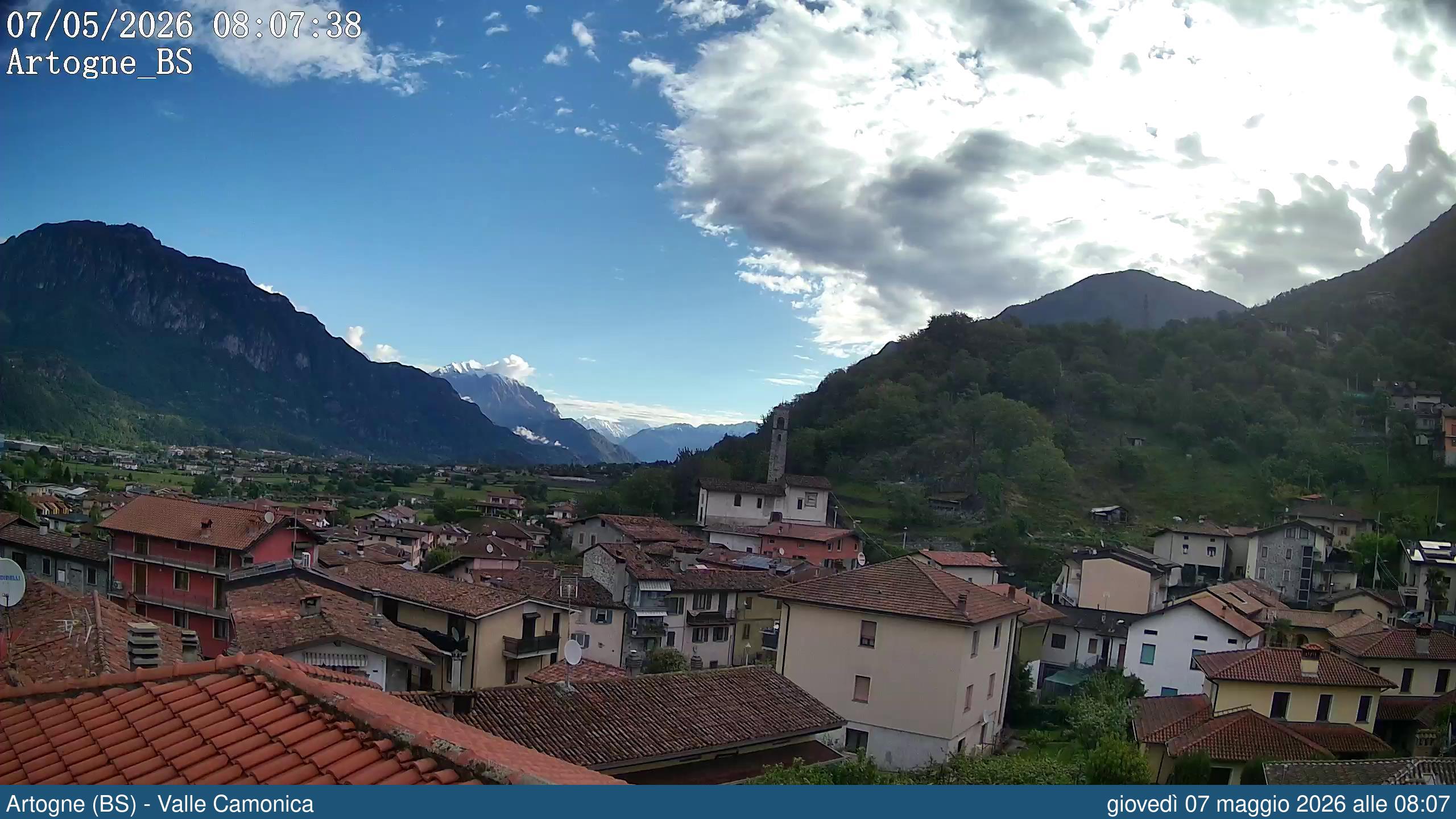 immagine della webcam nei dintorni di Esine: webcam Artogne